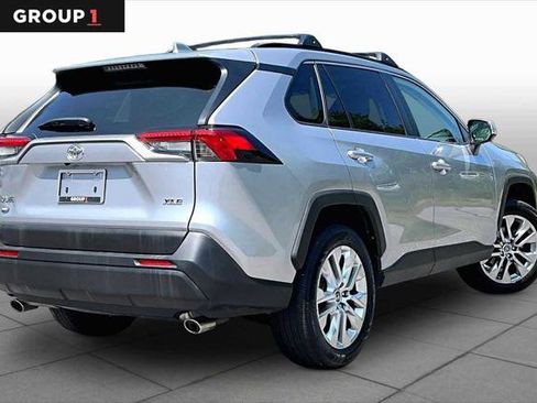 Certified 2019 Toyota RAV4 XLE Premium FWD image 13