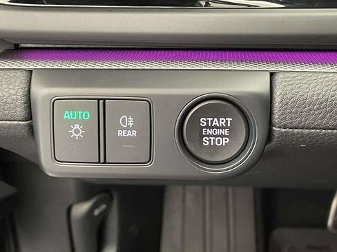 Certified 2025 Porsche Panamera 4 AWD/4WD image 35