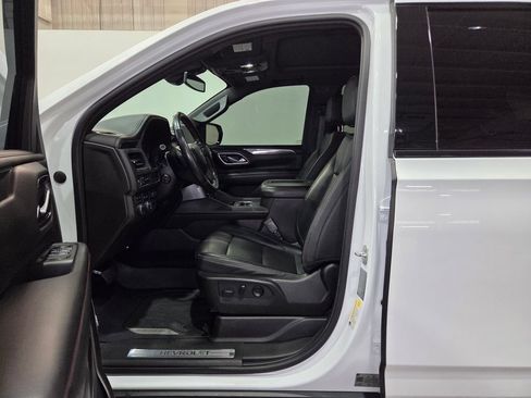 Used 2021 Chevrolet Tahoe RST w/ Luxury Package AWD/4WD image 25