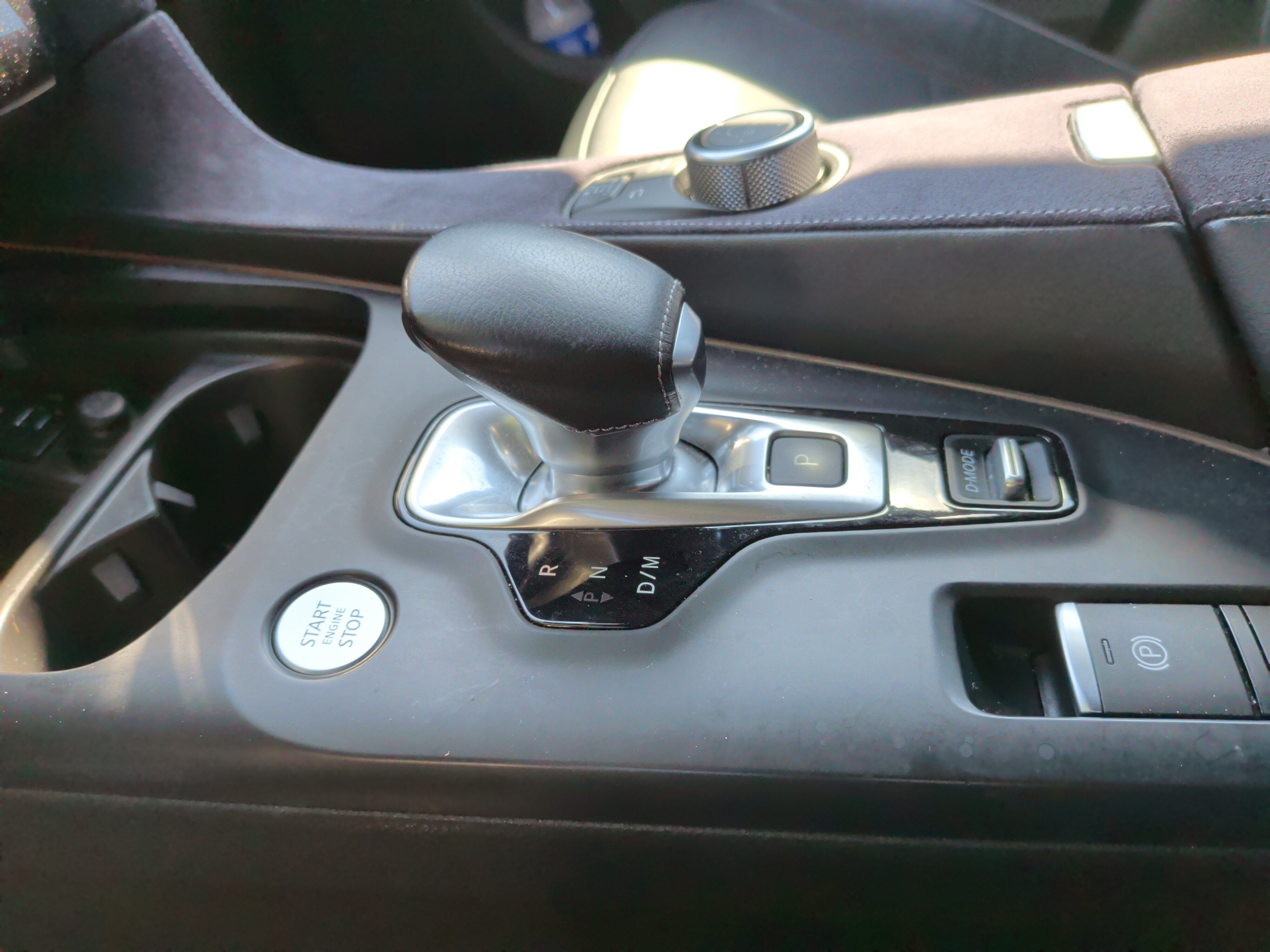 Used 2019 INFINITI QX50 Essential w/ Sensory Package FWD image 25