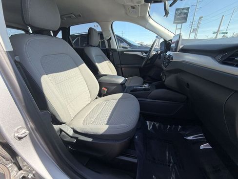 Used 2021 Ford Escape SE w/ SE Sport Appearance Package image 14