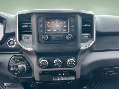 Used 2021 RAM 1500 Big Horn AWD/4WD image 14