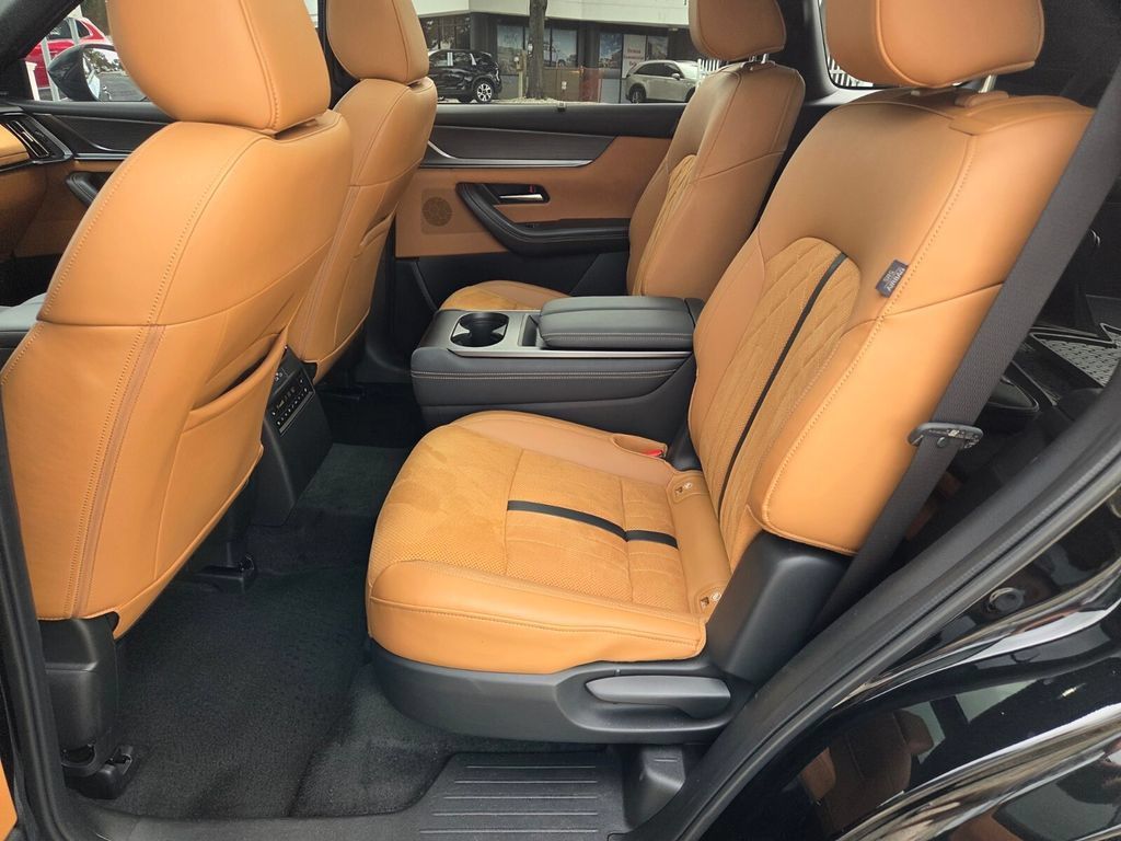 Certified 2025 MAZDA CX-90 3.3 Turbo S w/ Premium Plus AWD/4WD image 6