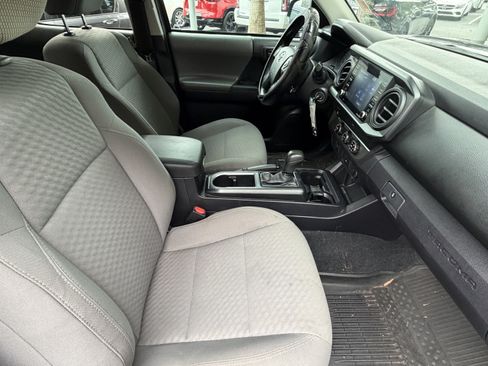 Used 2020 Toyota Tacoma SR w/ SR Convenience Package RWD image 44