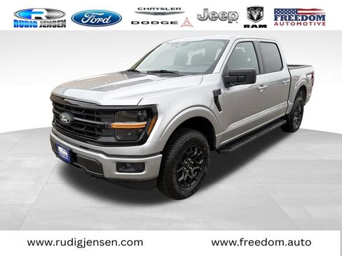 New 2026 Ford F150 XLT w/ XLT Black Appearance Package AWD/4WD image 7