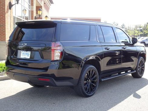 Used 2023 Chevrolet Suburban Z71 image 4