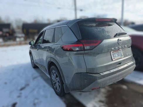Certified 2023 Nissan Rogue SV w/ SV Premium Package image 5