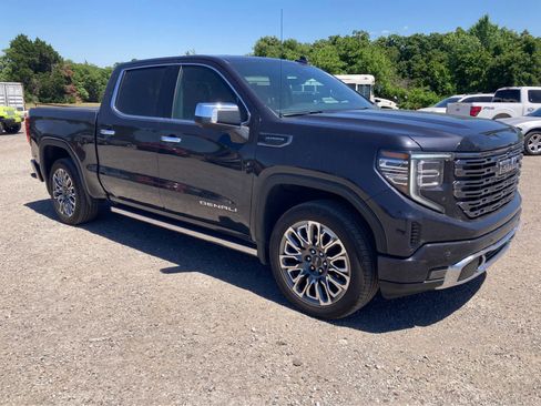 Used 2025 GMC Sierra 1500 Denali Ultimate AWD/4WD image 10