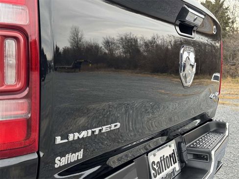 Used 2022 RAM 1500 Limited image 10