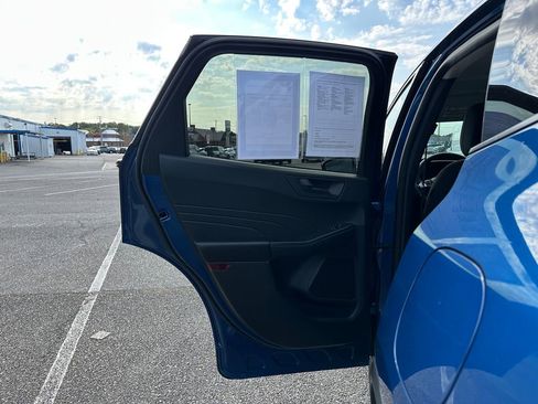 Used 2023 Ford Escape Active image 11