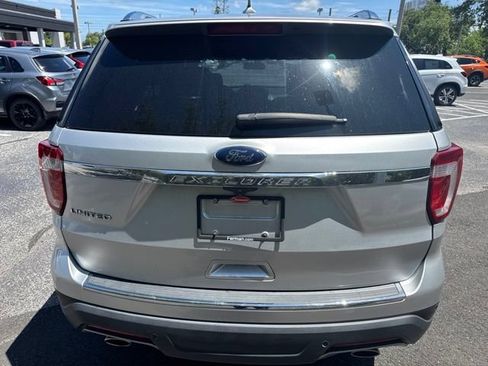 Used 2018 Ford Explorer Limited FWD image 5