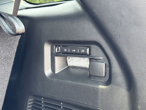 Used 2024 Ford Explorer ST w/ Equipment Group 401A image 32