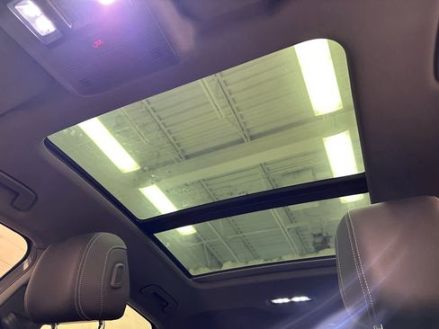 Used 2023 Audi Q4 e-tron Premium w/ Convenience Package image 37