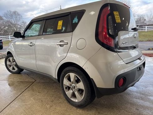 Used 2017 Kia Soul w/ Convenience Package image 5