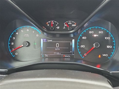 Used 2018 GMC Canyon SLT w/ Driver Alert Package image 12