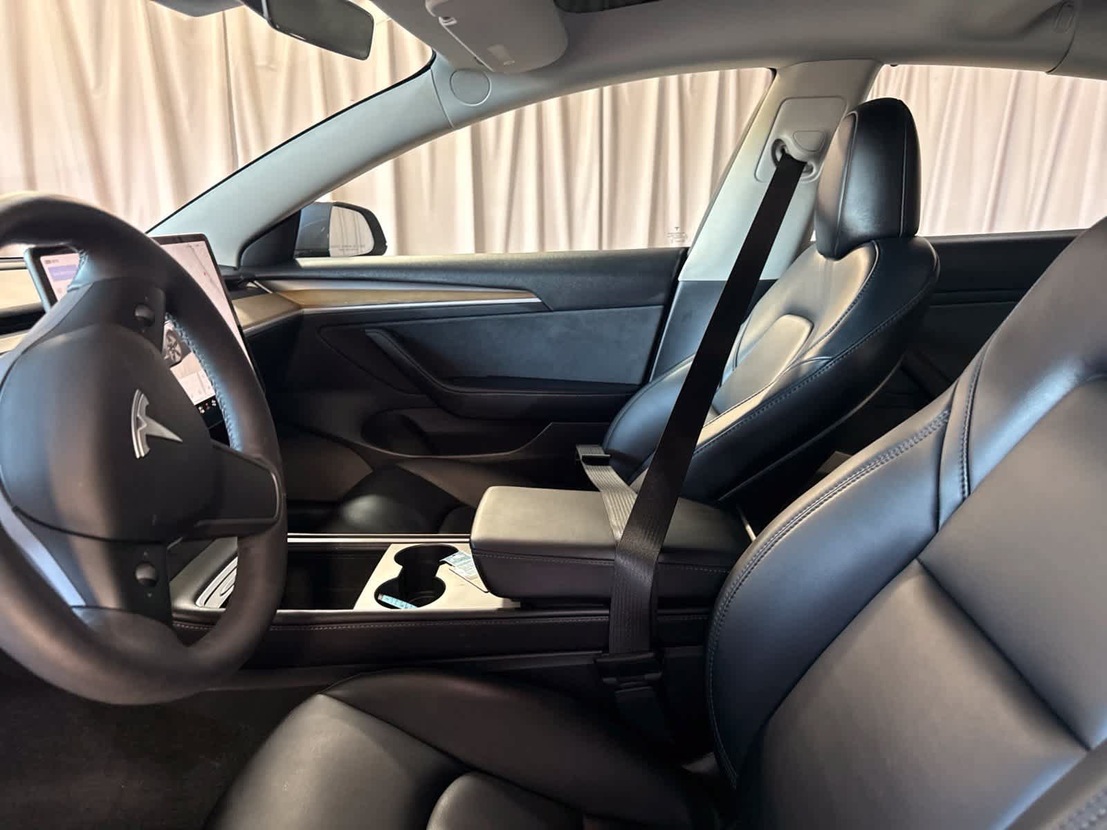 Used 2023 Tesla Model 3 Standard Range RWD image 17
