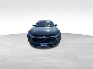 Certified 2025 Chevrolet Trax LT w/ LT Convenience Package video 3