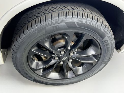 Used 2022 Dodge Durango GT image 32