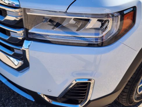 Used 2021 GMC Acadia SLT w/ LPO, Bright Accent Package image 5