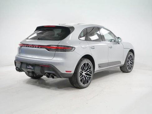 Used 2026 Porsche Macan AWD/4WD image 10