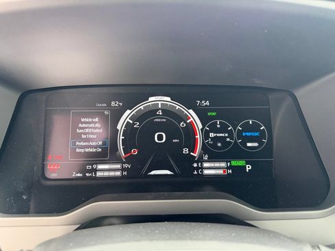 New 2026 Toyota Tundra Limited AWD/4WD image 11