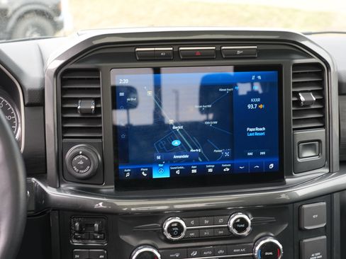 Used 2022 Ford F150 XLT w/ Equipment Group 302A High image 26