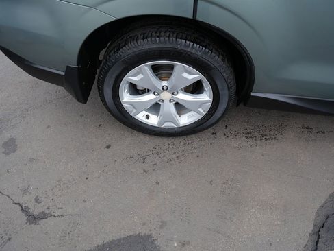 Used 2016 Subaru Forester 2.5i Premium w/ All-Weather Package image 32