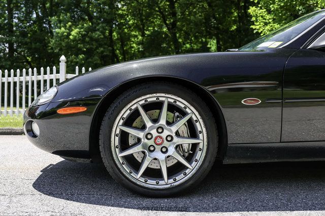 Used 2002 Jaguar XK8 Convertible RWD image 4