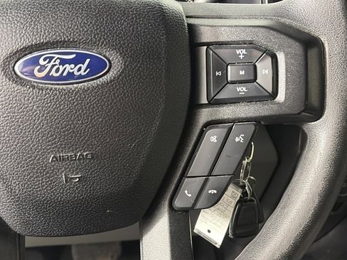 Used 2017 Ford F150 XLT w/ Trailer Tow Package image 18