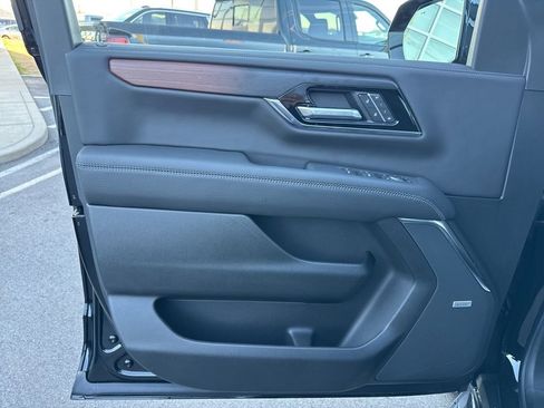 New 2026 GMC Yukon XL Denali image 11