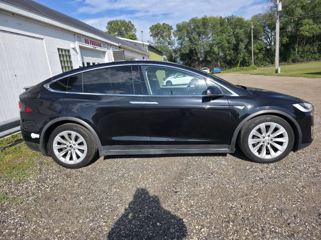Used 2016 Tesla Model X 90D AWD/4WD image 5
