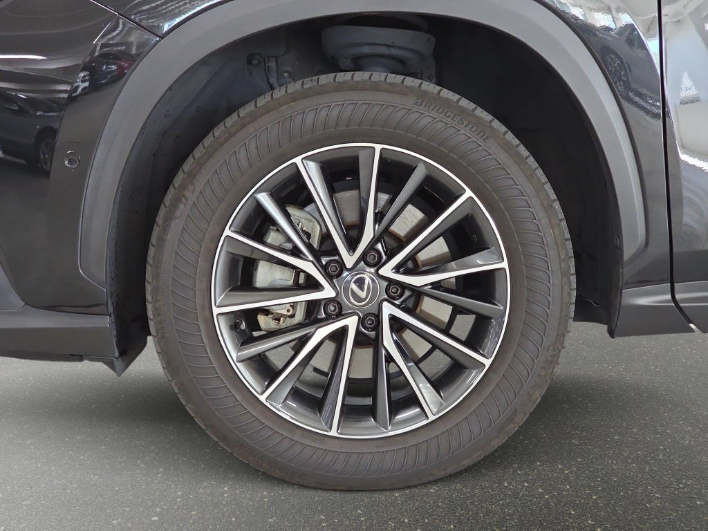 Used 2024 Lexus NX 350h AWD w/ Vision Package image 29