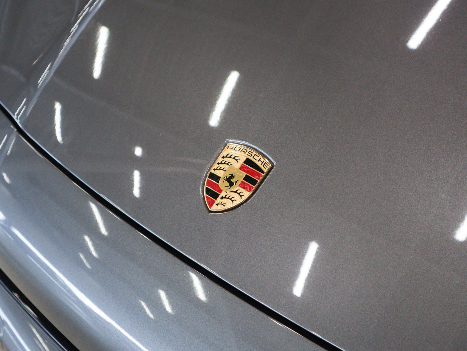 Used 2023 Porsche Cayenne AWD/4WD image 28
