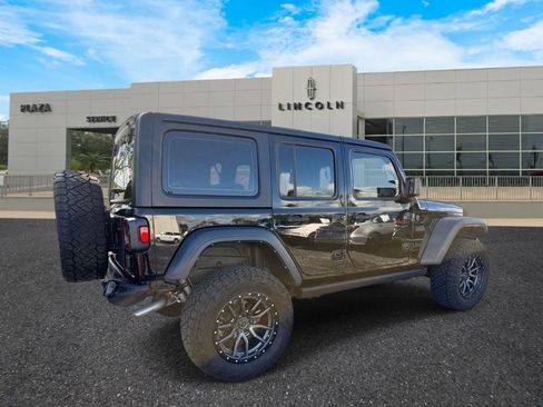 Used 2024 Jeep Wrangler Unlimited Sport AWD/4WD image 3