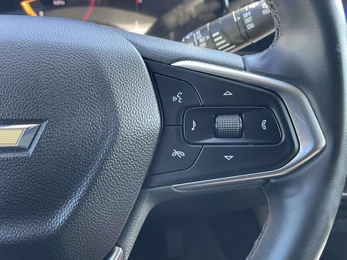 Used 2025 Chevrolet Trax LT w/ Driver Confidence Package FWD image 29