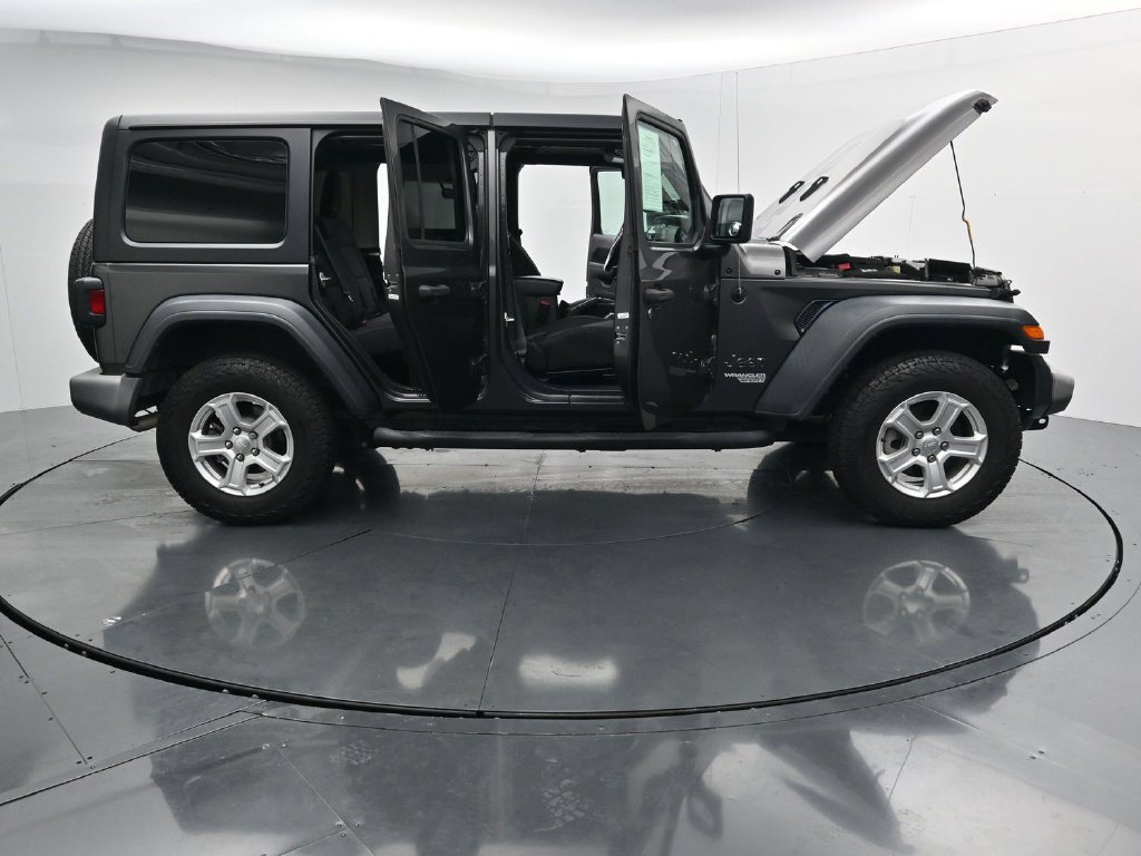 Used 2018 Jeep Wrangler Unlimited Sport S AWD/4WD image 38
