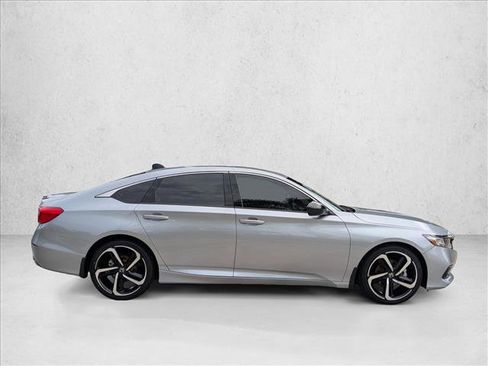 Used 2021 Honda Accord Sport Special Edition image 4
