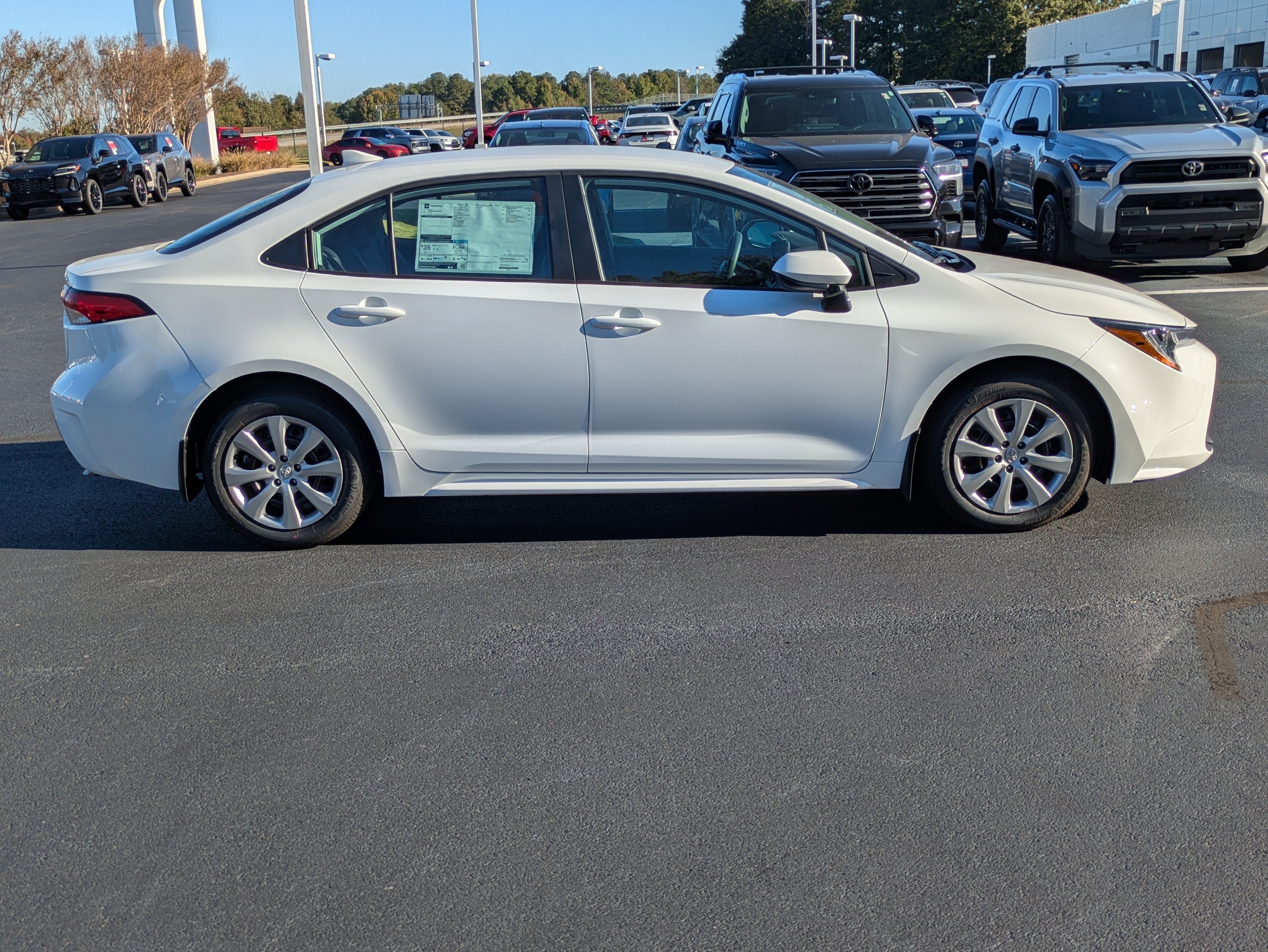 New 2027 Toyota Corolla LE FWD image 7