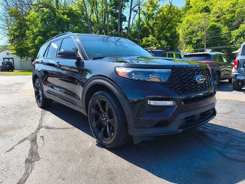 Used 2020 Ford Explorer ST w/ ST Street Pack AWD/4WD image 2
