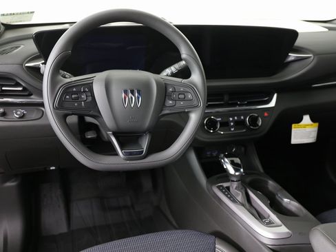 New 2026 Buick Envista Preferred image 10