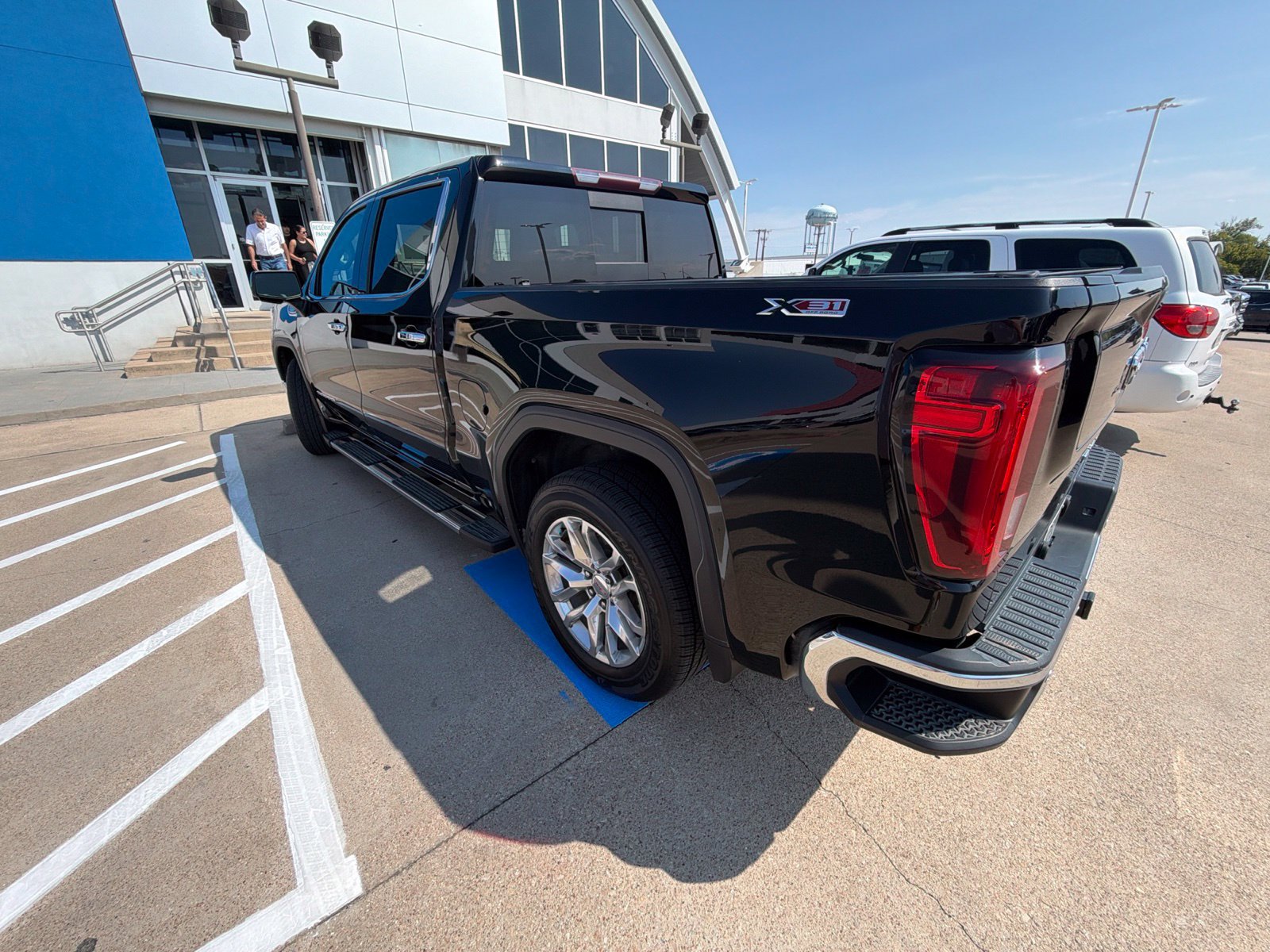 Used 2020 GMC Sierra 1500 SLT AWD/4WD image 15