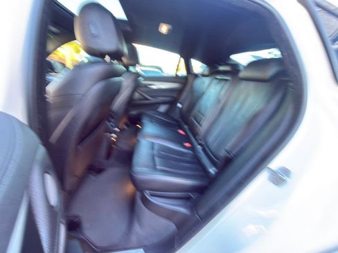 Used 2019 BMW X6 xDrive35i w/ M Sport Package image 11