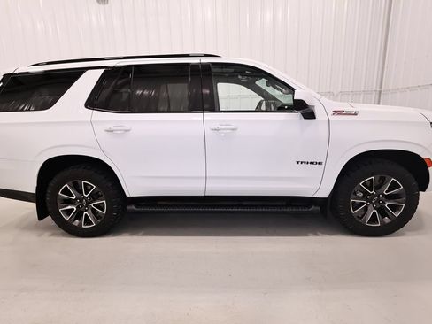 Used 2022 Chevrolet Tahoe Z71 AWD/4WD image 2
