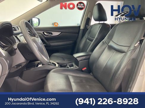 Used 2016 Nissan Rogue SV w/ SV Premium Package FWD image 23