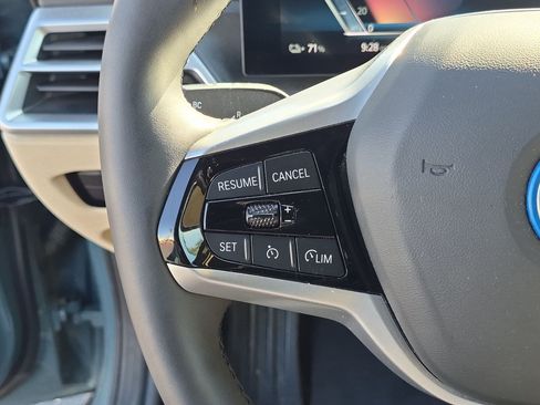 Certified 2025 BMW i4 eDrive40 RWD image 19