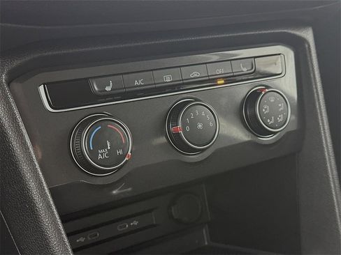 Used 2024 Volkswagen Tiguan S image 18