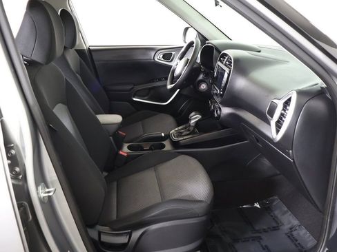 Used 2022 Kia Soul LX w/ Technology Package image 27