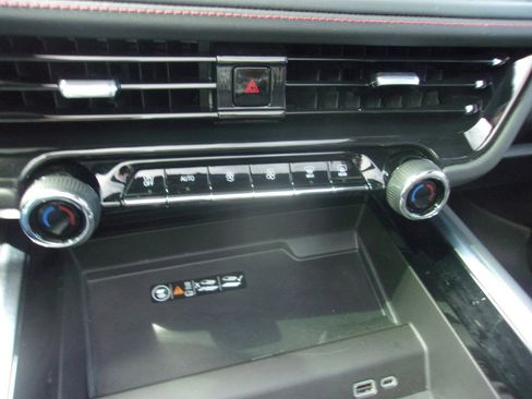 Used 2025 Chevrolet Tahoe RST w/ RST Capability Package image 16