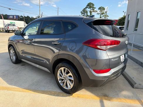 Used 2018 Hyundai Tucson SEL FWD image 11