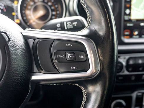 Used 2023 Jeep Wrangler Sahara w/ Cold Weather Group image 19